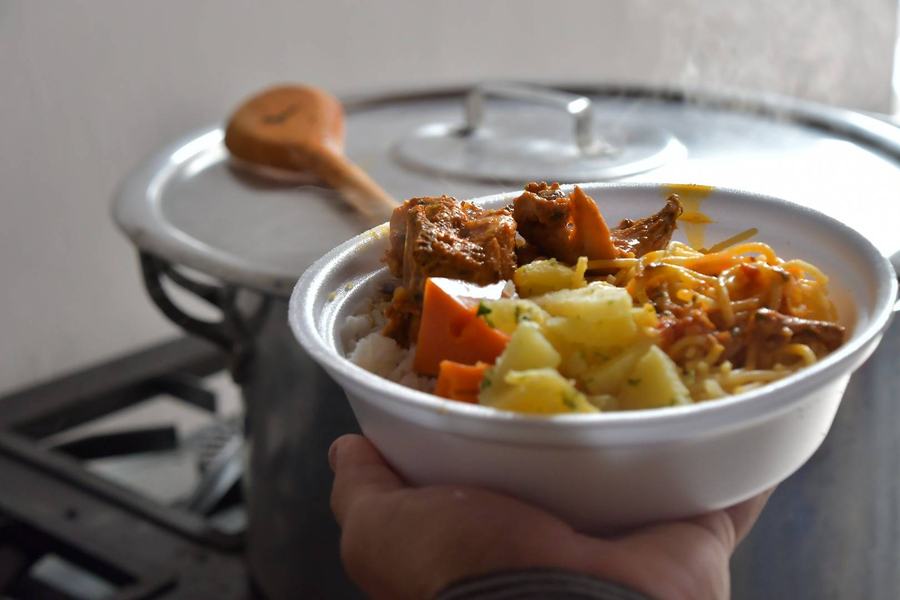 ta-na-mesa-foto-manodecarvalho.jpg