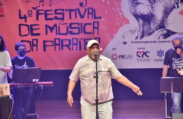 totonho-defendendo-pega-o-beco-em-2021.jpg
