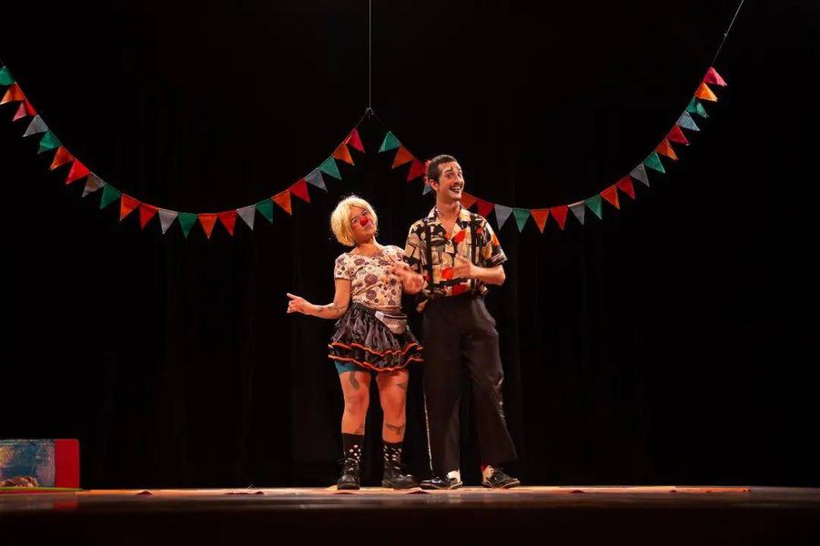 tudo-junto-e-misturado-circo-muamba.jpg
