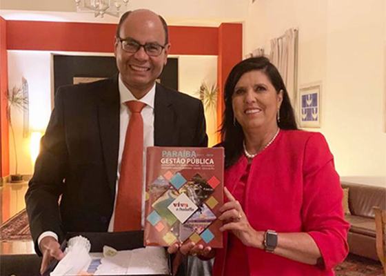 Vice-governadora visita embaixada brasileira em Singapura