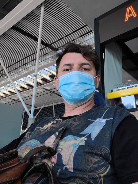 vinicius-costa-aeroporto-de-brasilia-01-sem-barreira-sanitaria.jpg