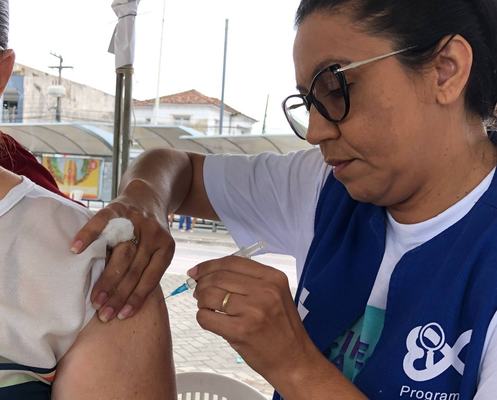 Paraíba amplia segunda dose de reforço para população com mais de 50 anos e trabalhadores de saúde