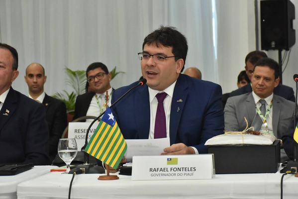 Governador do Piauí aponta prioridade de obras hídricas no estado em reunião do Consórcio Nordeste