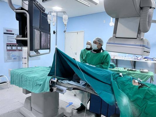 Dispositivo que previne embolia pulmonar é utilizado em procedimento de alta complexidade na hemodinâmica de Patos
