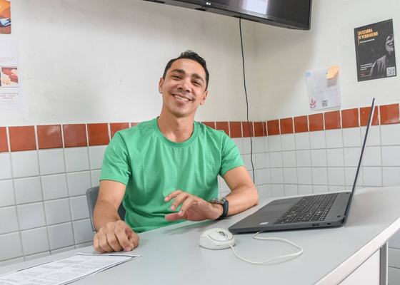 Professores da Rede Estadual da Paraíba conquistam 1º e 2º lugares no Prêmio #FakeToFora